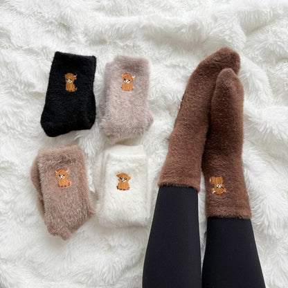🐾 Thick Plush Highland Cow Crew Socks Soft Skin-Friendly Socks for Home & Office💕