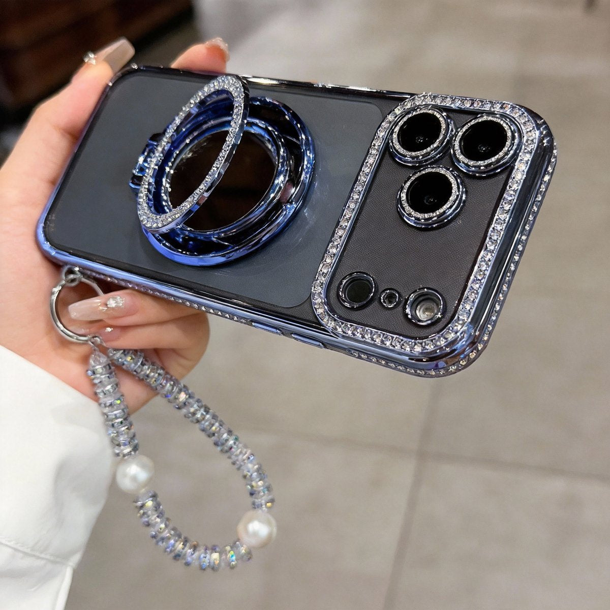✨💎Sparkling Diamond Women's Phone Case with Mirror & Stand for iPhone💖